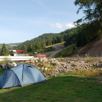 Die Mittelspitze von der Rosteige - Campingplatz Mama Uta in Rumnien - 01