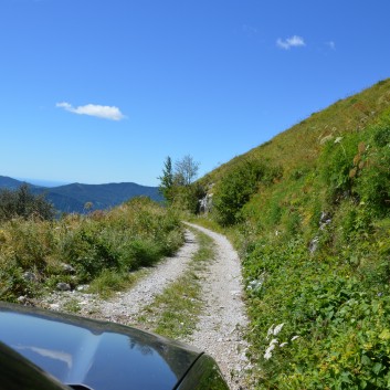 Die Mittelspitze von der Rosteige auf dem Stol in Slowenien - 30