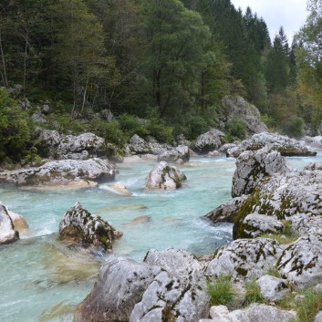 Die Mittelspitze von der Rosteige im der Soccaschlucht in Slowenien - 12