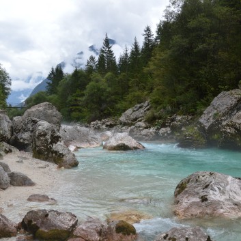 Die Mittelspitze von der Rosteige im der Soccaschlucht in Slowenien - 13