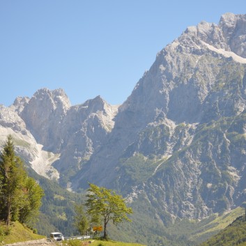 Mangart Hochstrasse in Slowenien - 01